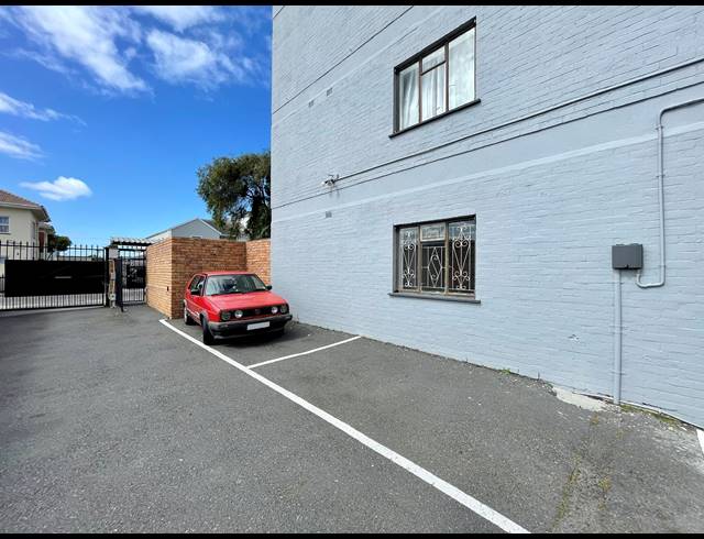 2 BEDROOM APARTMENT FOR SALE IN HEATHFIELD